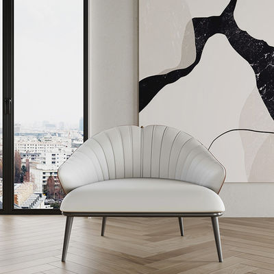 75cm Leisure Leather Lounge Chair Hotel Furniture Wooden Lounge Chair